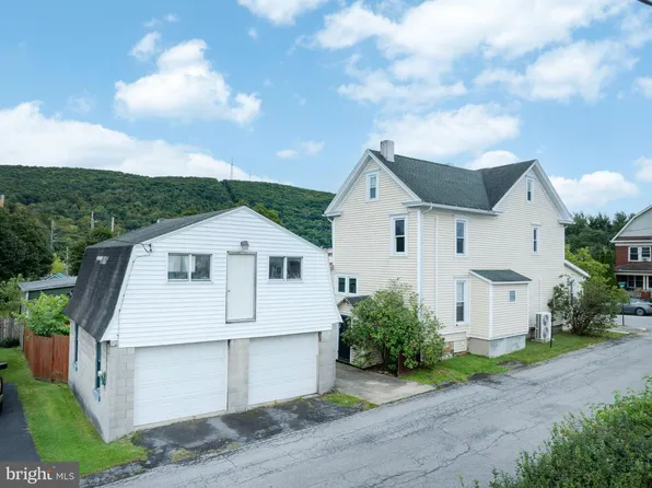 316 W 18th St, Tyrone, PA 16686