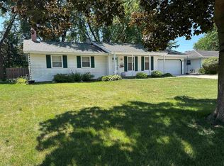 4242 Skyview Dr, Janesville, WI 53546