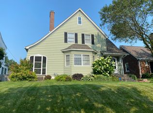 2106 Belle Ave, Davenport, IA 52803