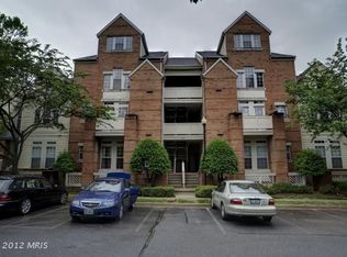 1324 Garden Wall Cir #305, Reston, VA 20194