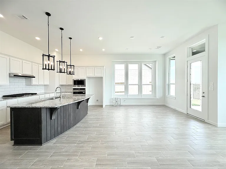 31207 Firefly Meadow Cir — Photo 9