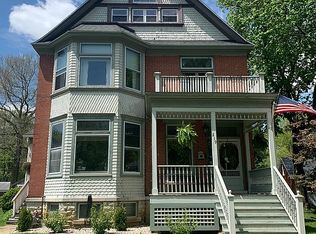 219 N Pine St, Momence, IL