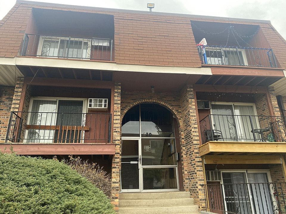 1st image of 520 Hill Dr APT 102