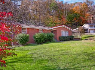 47 McKenzie Addition, Van Lear, KY 41265