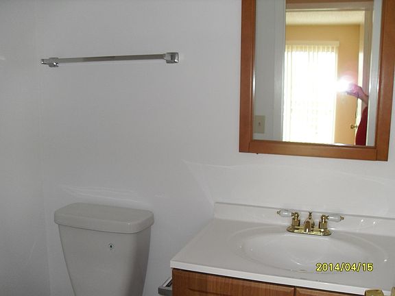 5th image of 363 Fanshaw I