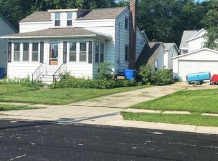 408 N Water St, Watertown, WI 53098