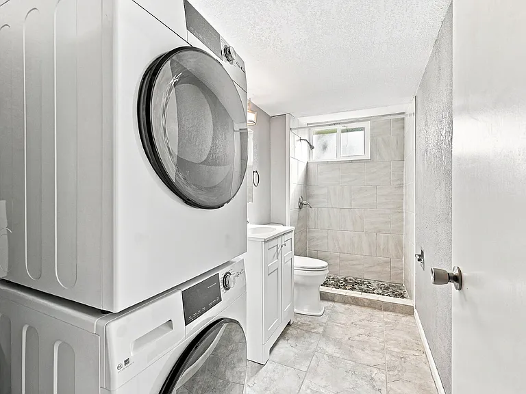1407 Willshire Dr — Photo 26