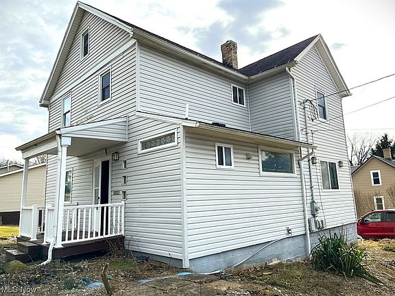 2nd image of 245 W Main St