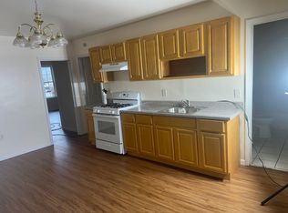 86 Cedar St #I, Kingston, NY 12401