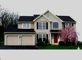 6 Morgan Spring Dr, Morgantown, PA 19543