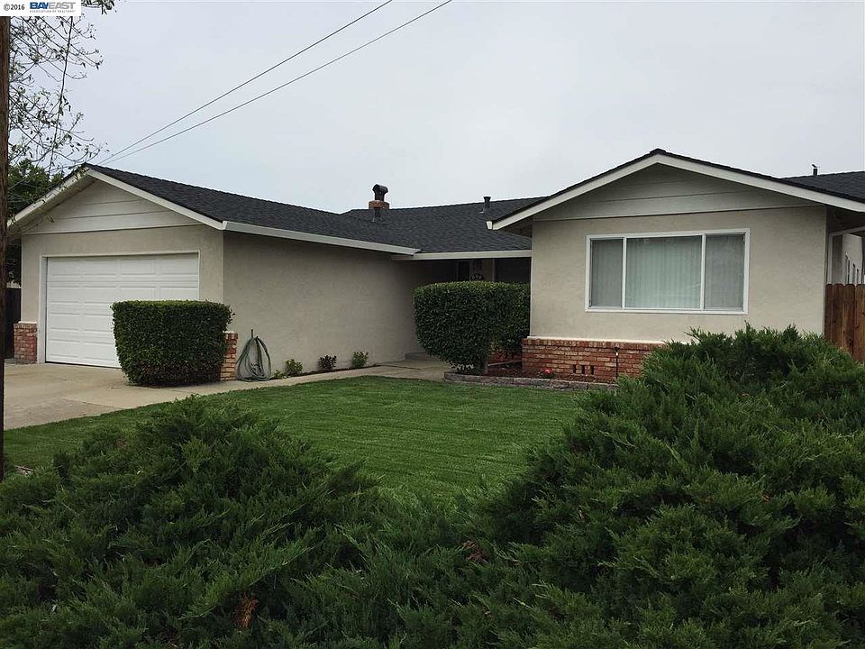 1st image of 696 Sonoma Ave