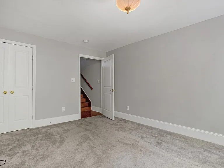 104 S Carrollton Ave — Photo 10
