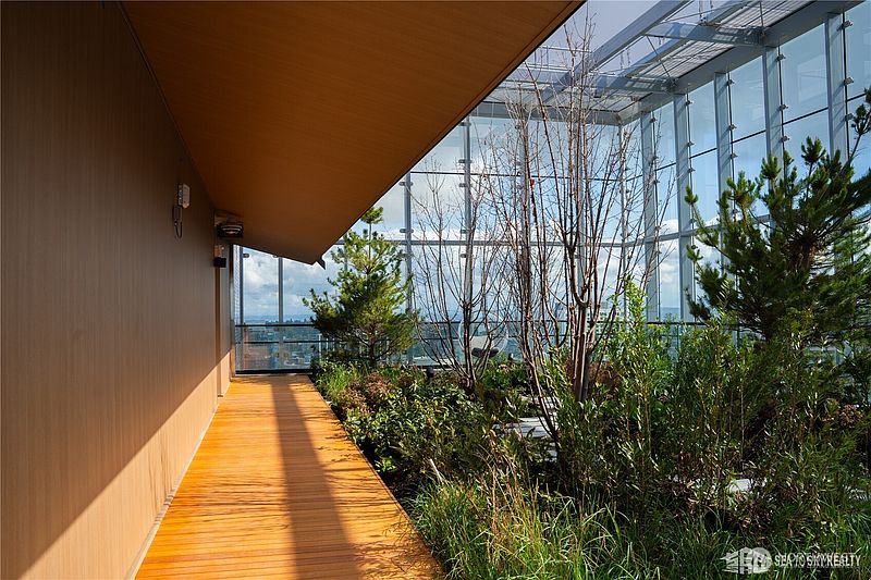 5th image of 300 Virginia Street #2411