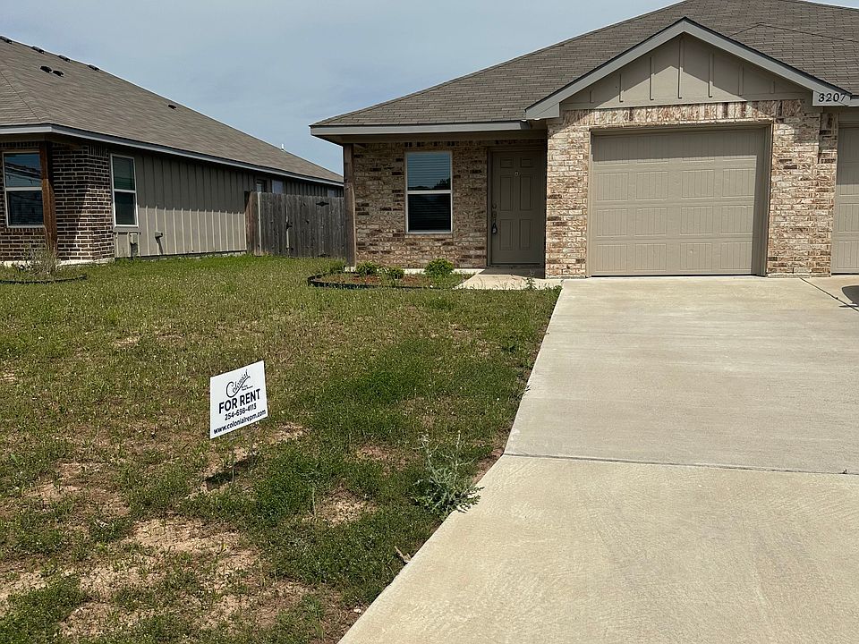 1st image of 3207 Stonewall Dr #A