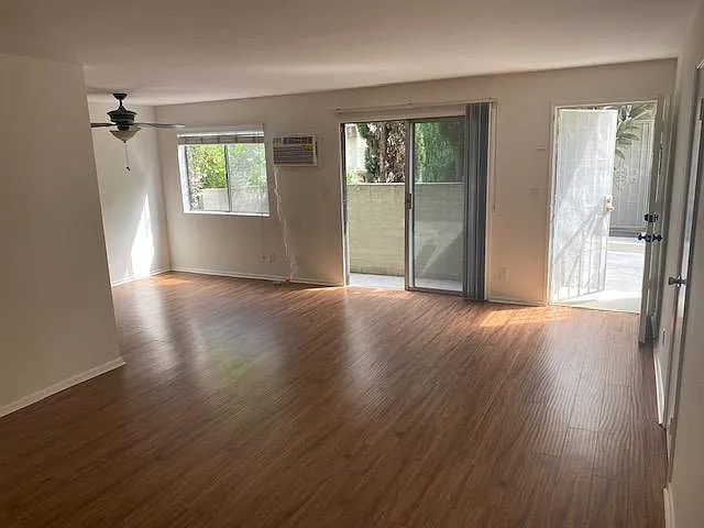 12621 Mitchell Ave #2 — Photo 6