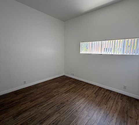 5th image of 10007 De Soto Ave #217