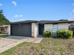 9574 Goldfinch Cir, Corpus Christi, TX 78418