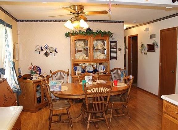 4th image of 2203 Meadowlark Dr