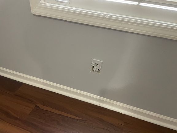 4th image of 5210 Flowering Peach Dr