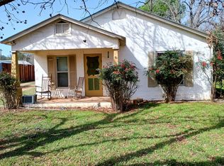 316 S Live Oak St, Mason, TX 76856