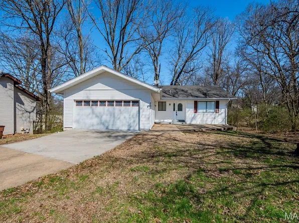 705 Russett Ter, Lake Saint Louis, MO 63367