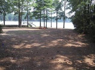 357 Parrish House Ln, Mathews, VA 23109