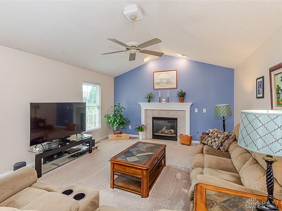 3rd image of 2135 Wedgewood Dr