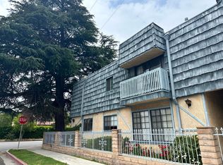 5104 Kester Ave #2, Sherman Oaks, CA 91403