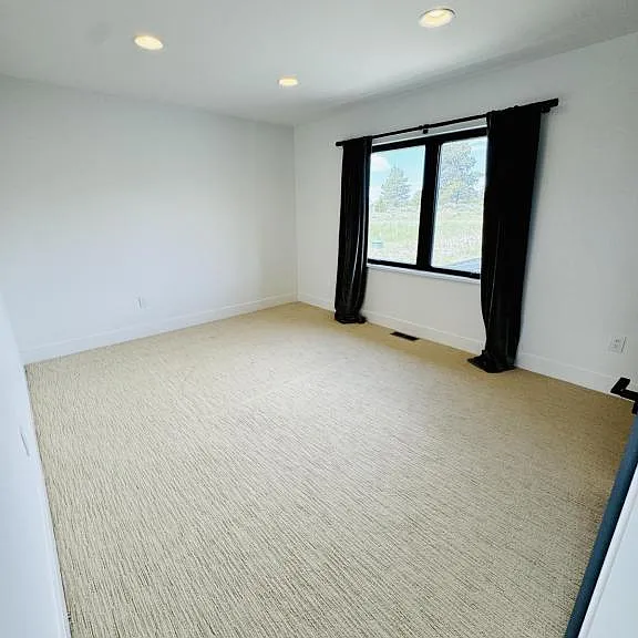 4055 Sunset Ridge Dr — Photo 30