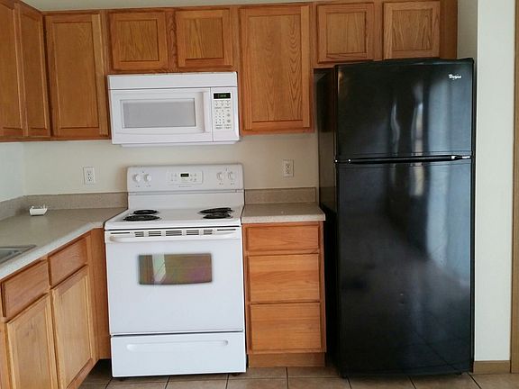 3rd image of 5105 Silver Mill Dr