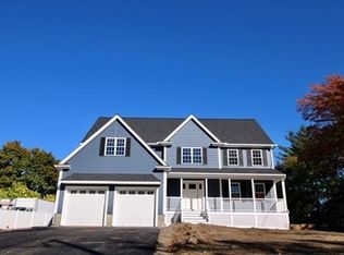 198 Wildwood St, Wilmington, MA 01887