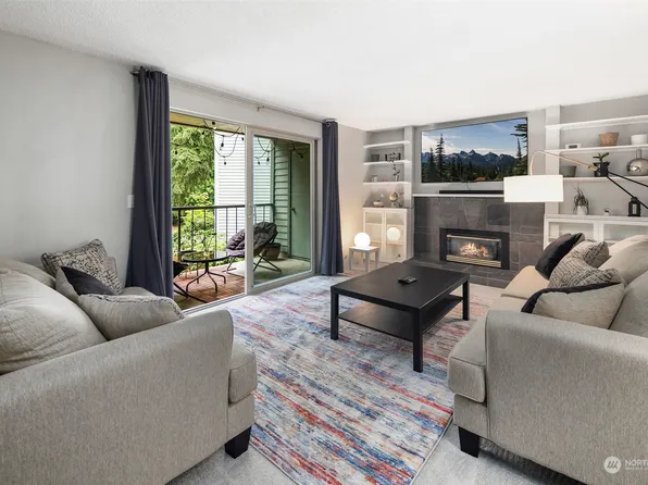 4717 W Lake Sammamish Parkway SE #C206, Issaquah, WA 98027