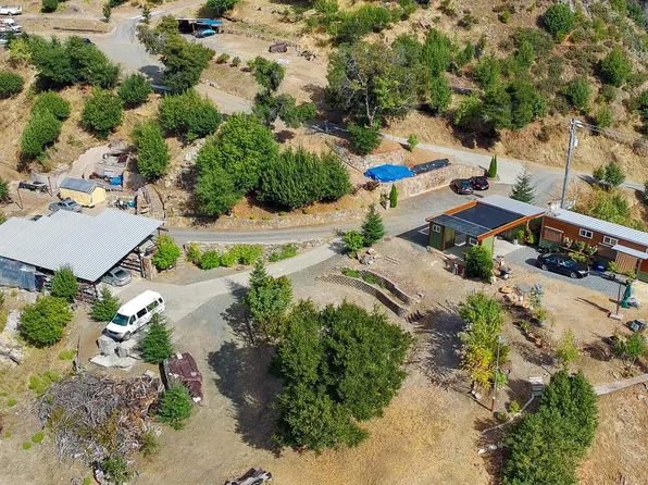 1443 Cougar Lane, Santa Rosa, CA 95409