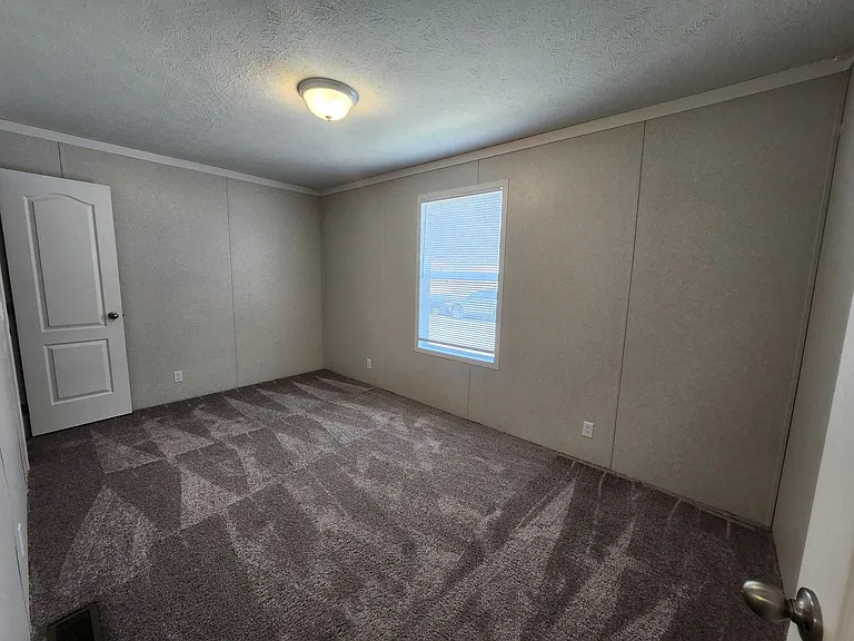 220 Maple Ave #220 — Photo 8