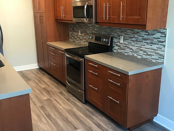 Stainless Appliances, Big Pantry Cabinet