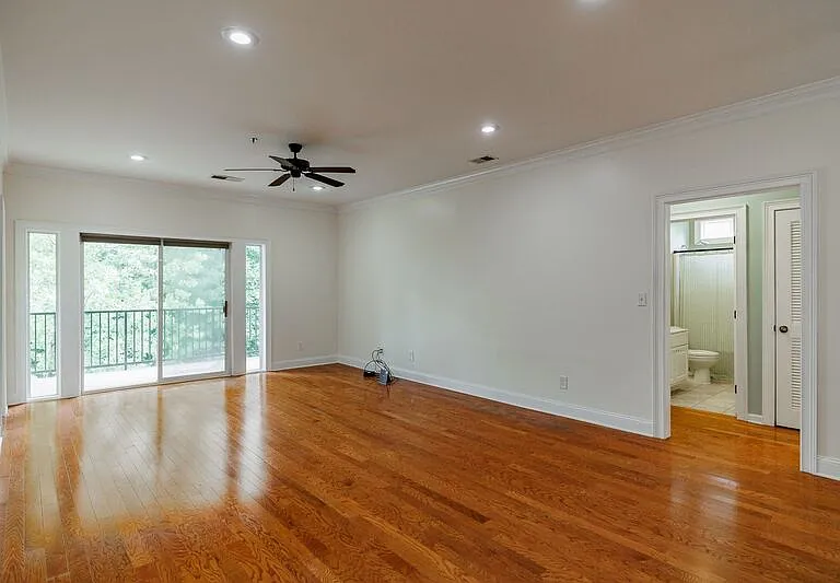 350 Wood Lake Dr #24 — Photo 3
