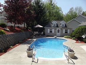 Pool and Pool house