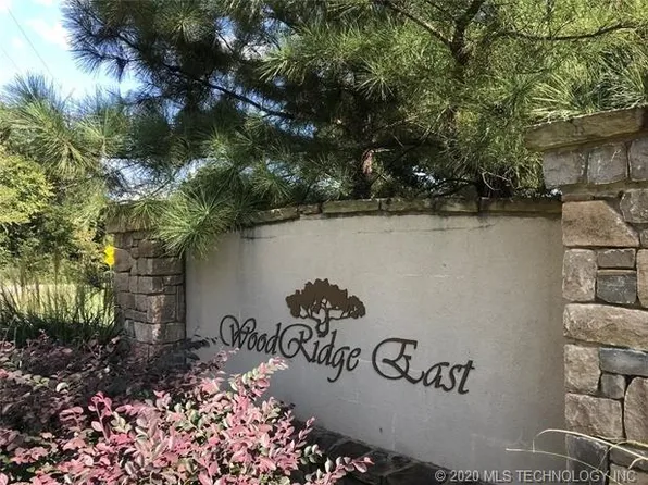 22097 Countryside Dr, Claremore, OK 74019