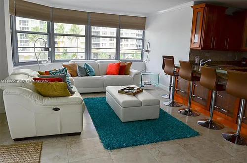 5555 Collins Ave Photo 1 5555 Collins Ave Photo 1