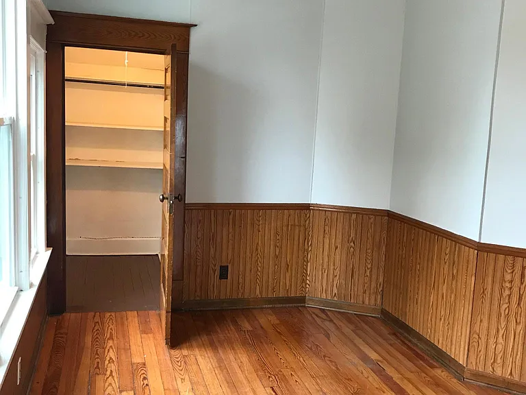 106 Patton St #UPSTAIRS — Photo 8