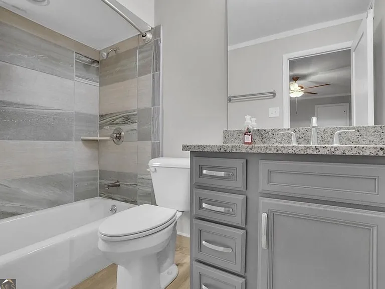 346 Carpenter Dr #16 — Photo 22