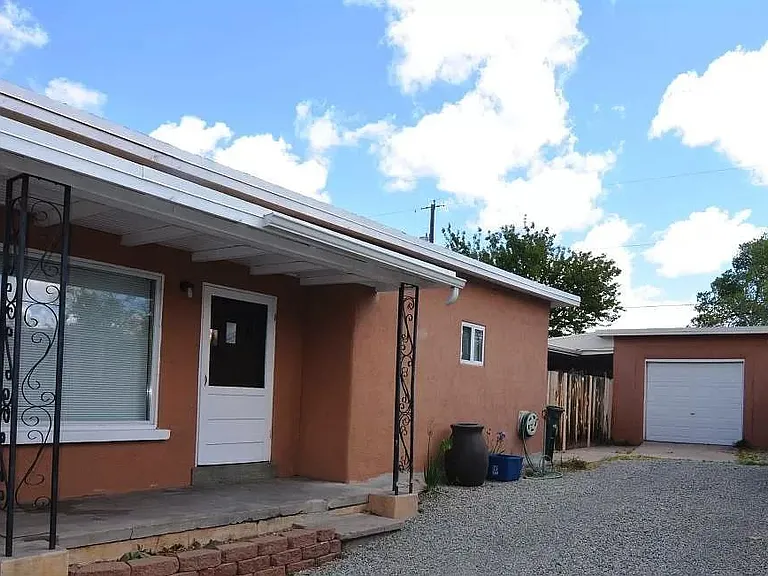 303 Villeros St — Photo 1