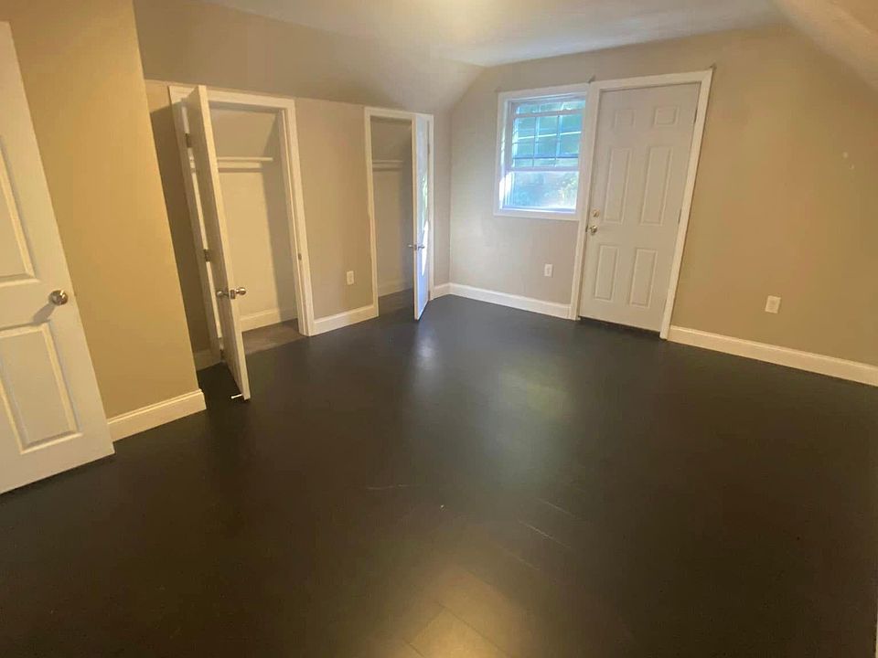 1st image of 585 Crescent St #2
