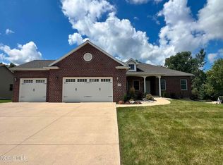 6580 Silver Lake Dr, Findlay, OH 45840