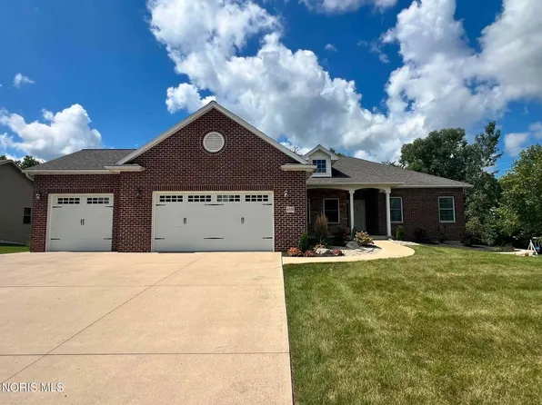 6580 Silver Lake Dr, Findlay, OH 45840