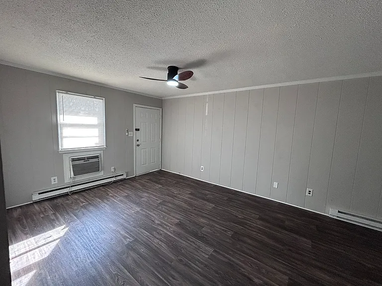 115 Cox Avenue — Photo 6