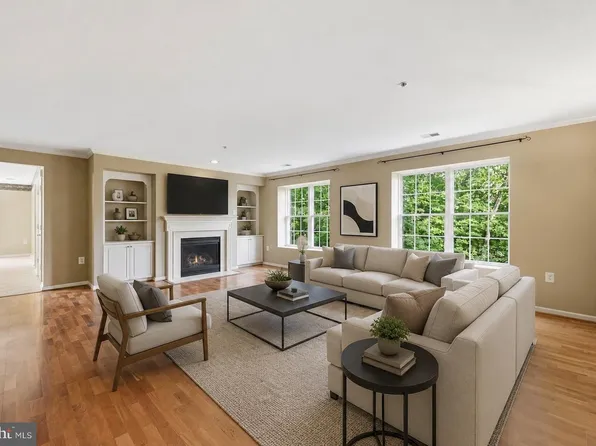 12021 Tralee Rd Unit 402, Lutherville Timonium, MD 21093