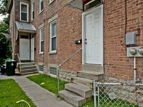 2nd image of 4153 Gordon St