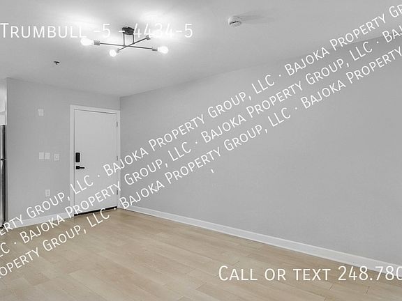 3rd image of 4434 Trumbull 5 #4434-5