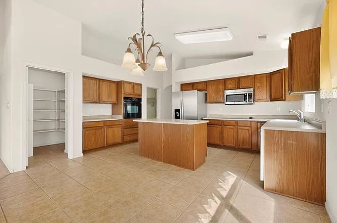 10144 Calle Chulita NW — Photo 40